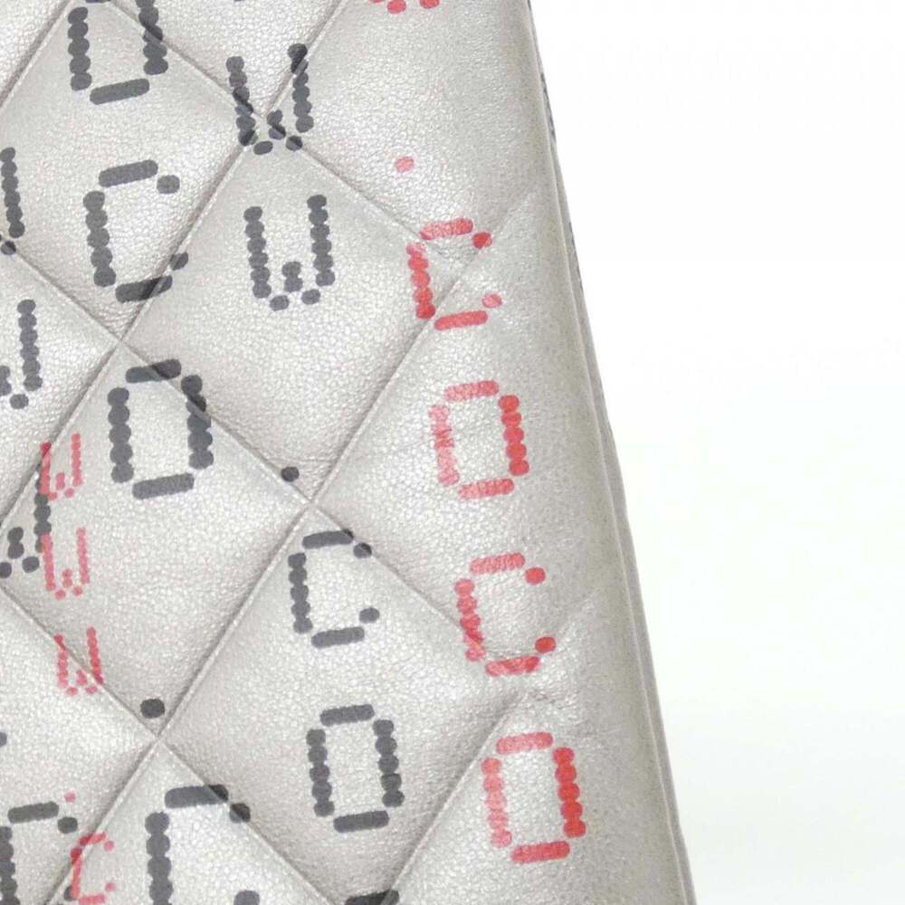 CHANEL Black Pouch - Picture 5 of 7